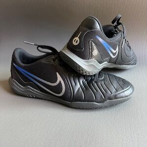 Nike Men's Black and Blue Athletic Shoes